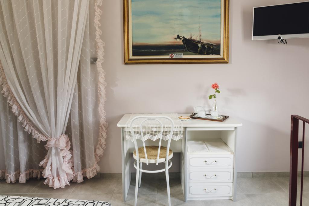 Il Grappolo Vacanze La Morra Zimmer foto