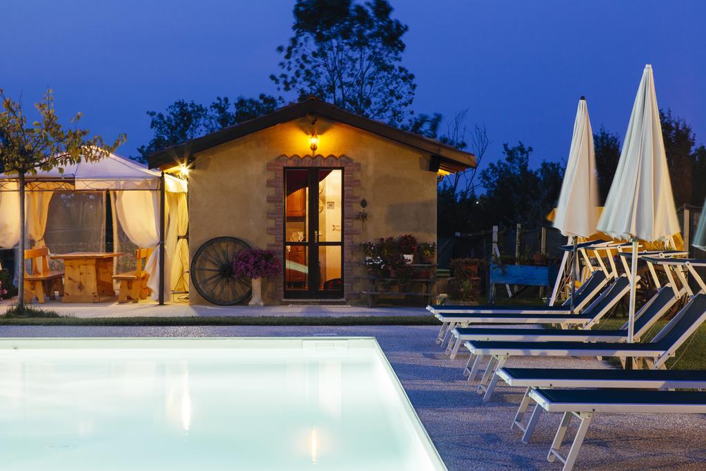 Il Grappolo Vacanze La Morra Exterior foto