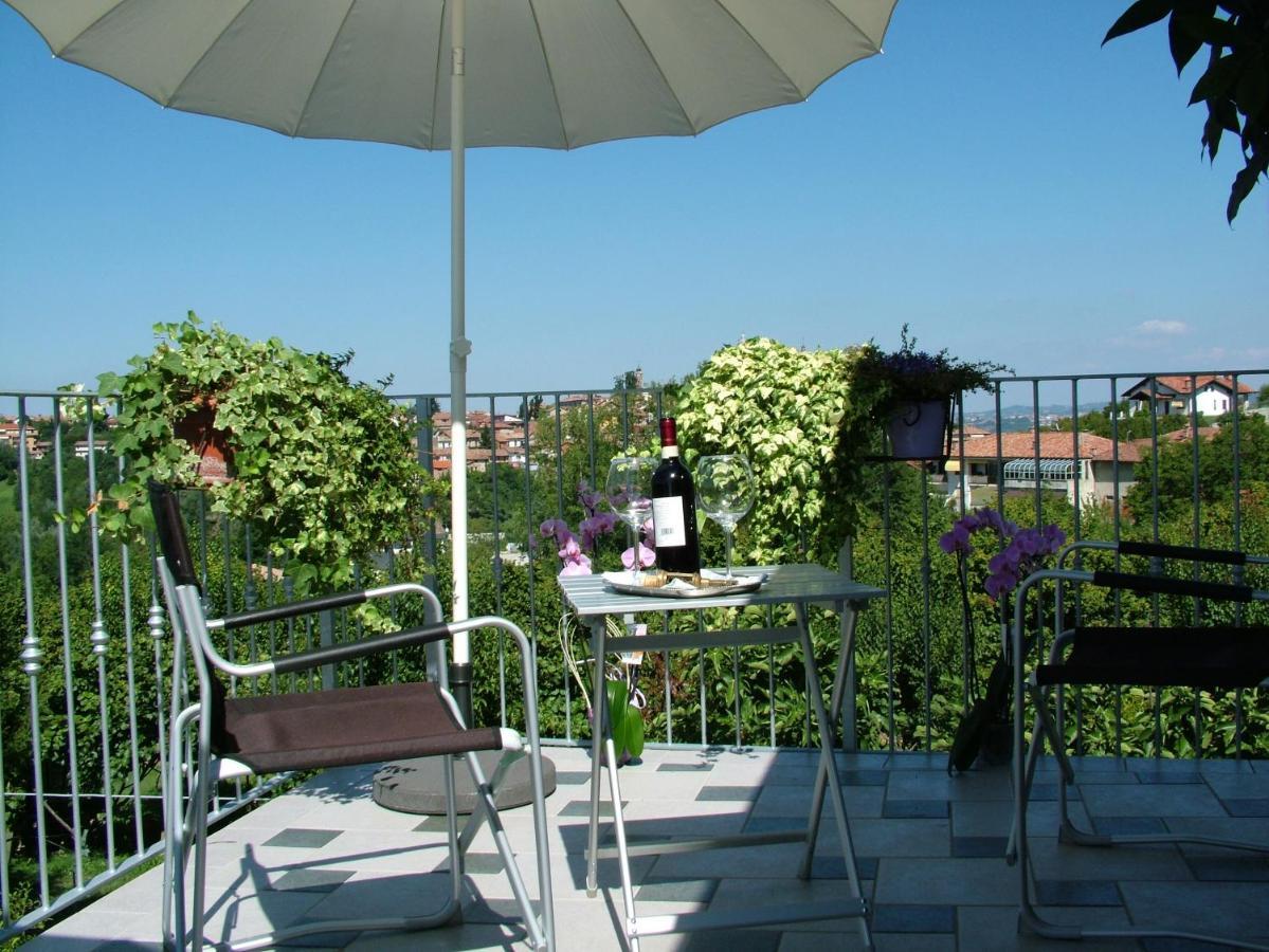 Il Grappolo Vacanze La Morra Exterior foto
