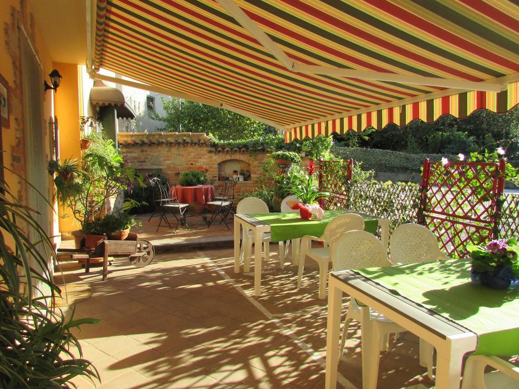 Il Grappolo Vacanze La Morra Exterior foto