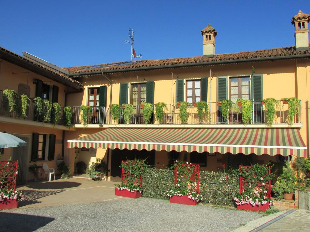 Il Grappolo Vacanze La Morra Exterior foto