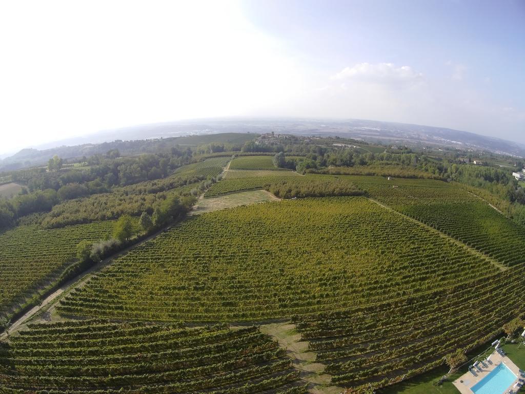 Il Grappolo Vacanze La Morra Exterior foto